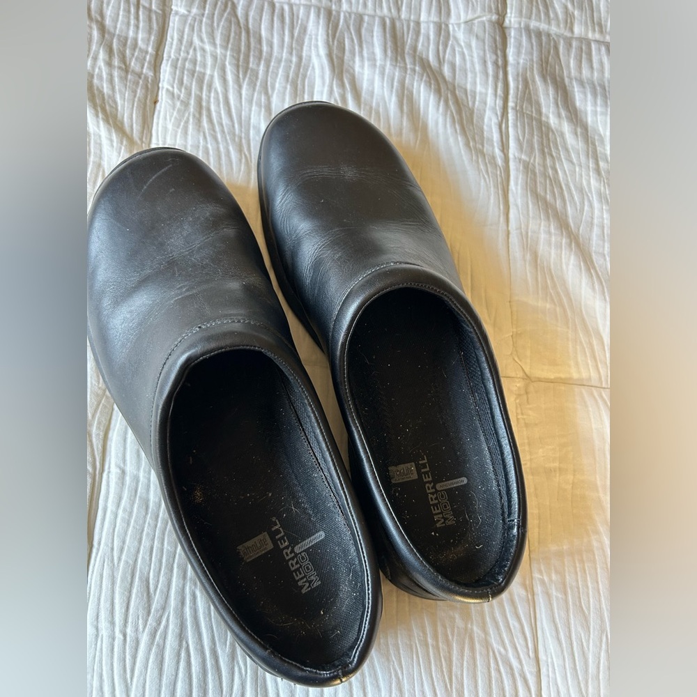 Men’s Merrill clogs